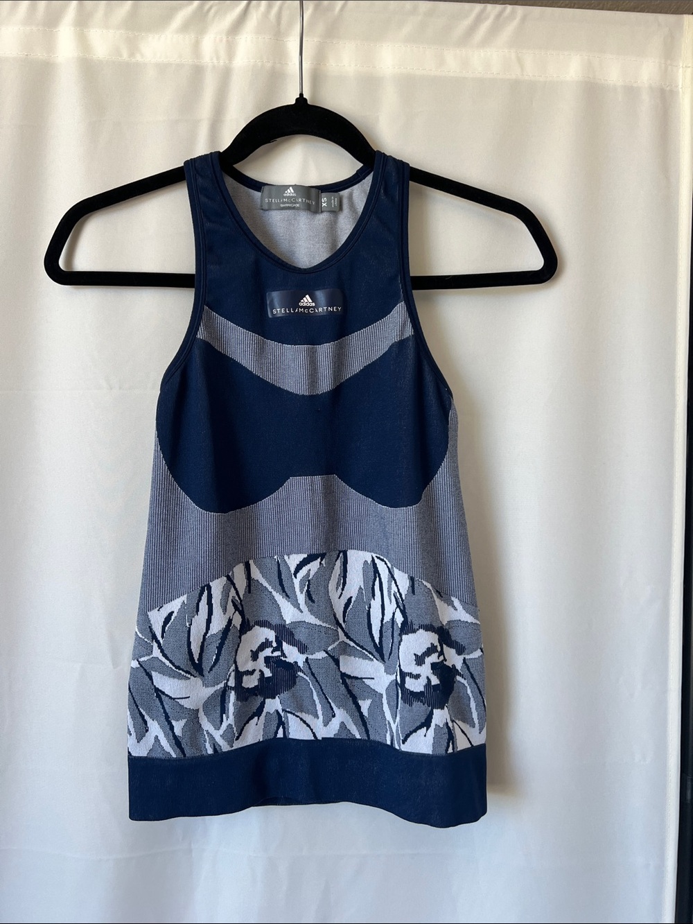 Adidas by Stella McCartney Barricade Court Seamless Sports Tank - Picture 3 of 6